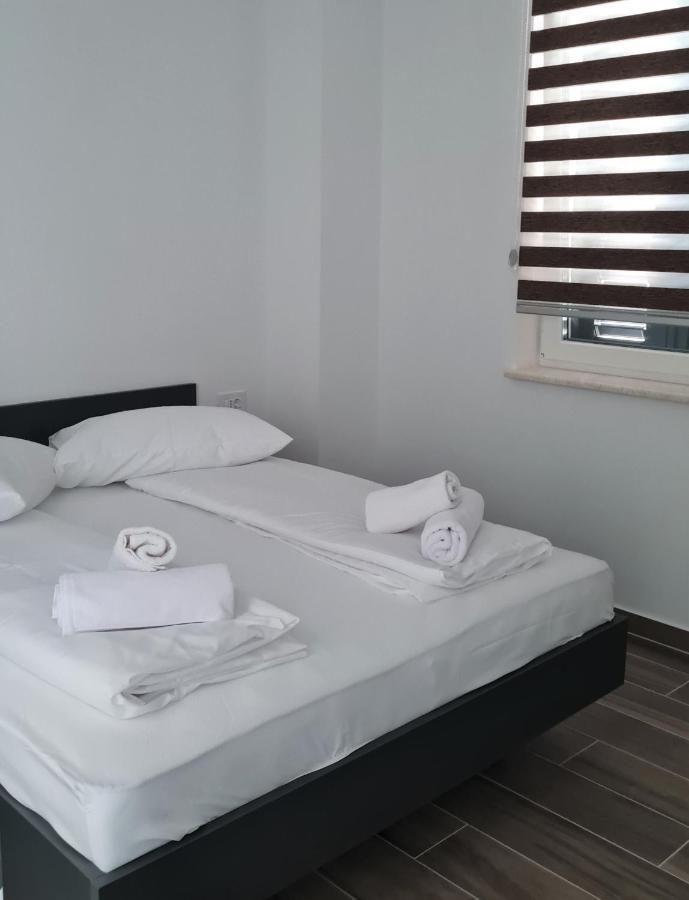 Sea&City View Luxury Apartment 크레스 외부 사진